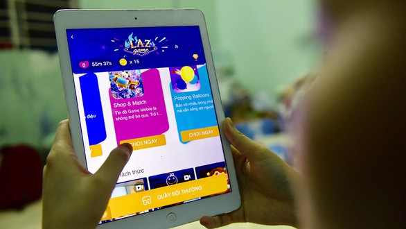 Thương mại điện tử cuối năm: săn mã giảm giá, chơi game tích điểm - Ảnh 1. Thương mại điện tử cuối năm: săn mã giảm giá, chơi game tích điểm - Ảnh 1.