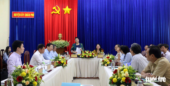 Chủ tịch Quốc hội thăm vùng nuôi cá tra công nghệ cao lớn nhất An Giang - Ảnh 2.