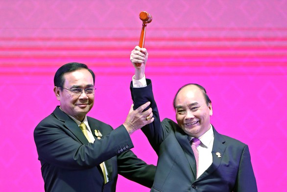 Việt Nam nhận vai trò chủ tịch ASEAN 2020 - Ảnh 1. Việt Nam nhận vai trò chủ tịch ASEAN 2020 - Ảnh 1.