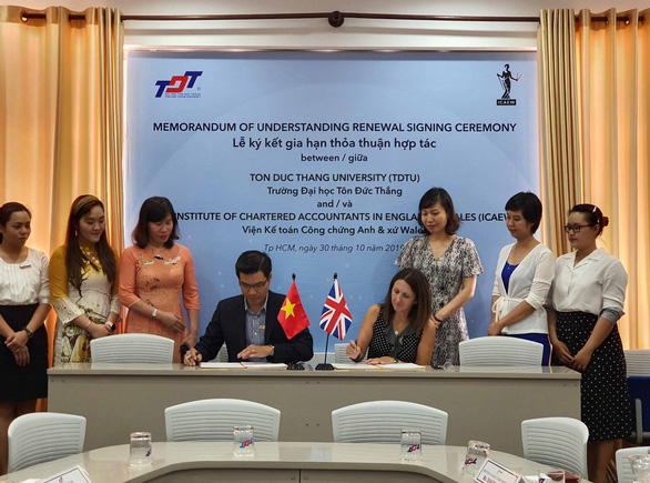 ICAEW tăng cường quan hệ hợp tác với Đại học Tôn Đức Thắng - Ảnh 1. ICAEW tăng cường quan hệ hợp tác với Đại học Tôn Đức Thắng - Ảnh 1.