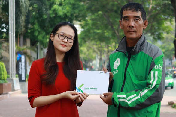 Mỗi người một hành động nhỏ, diện mạo giao thông sẽ đổi thay - Ảnh 1. Mỗi người một hành động nhỏ, diện mạo giao thông sẽ đổi thay - Ảnh 1.