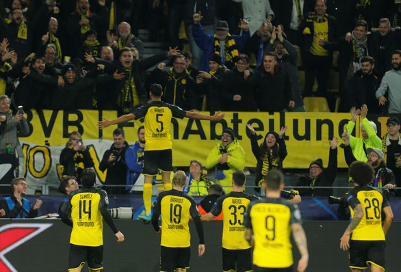 Thua ngược Dortmund sau khi dẫn 2-0, Inter lâm nguy - Ảnh 3. Thua ngược Dortmund sau khi dẫn 2-0, Inter lâm nguy - Ảnh 3.