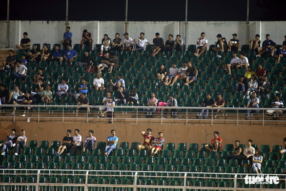 Sân Thống Nhất vắng tanh ngày U19 Việt Nam mở màn vòng loại châu Á 2020 - Ảnh 2. Sân Thống Nhất vắng tanh ngày U19 Việt Nam mở màn vòng loại châu Á 2020 - Ảnh 2.