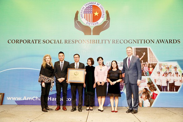 Herbalife Việt Nam vinh dự nhận Giải thưởng Trách nhiệm Xã hội Doanh nghiệp 2019 từ AMCHAM - Ảnh 1. Herbalife Việt Nam vinh dự nhận Giải thưởng Trách nhiệm Xã hội Doanh nghiệp 2019 từ AMCHAM - Ảnh 1.