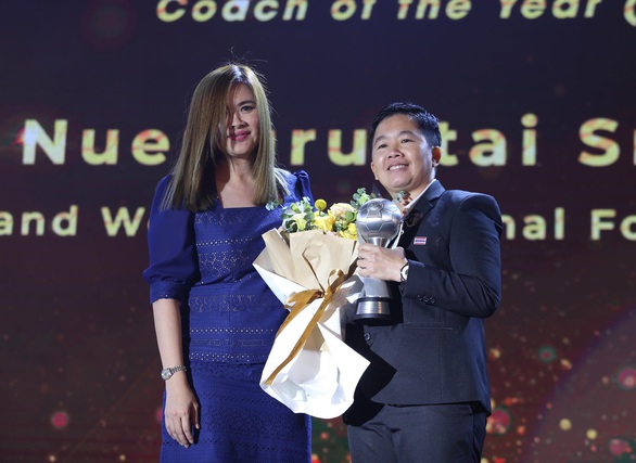 AFF Awards 2019: Chia giải để vui cả làng - Ảnh 3. AFF Awards 2019: Chia giải để vui cả làng - Ảnh 3.