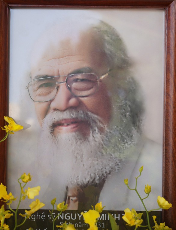 Tiễn biệt ‘vua tiếng động’ đất Bắc Nguyễn Minh Tâm - Ảnh 1. Tiễn biệt ‘vua tiếng động’ đất Bắc Nguyễn Minh Tâm - Ảnh 1.