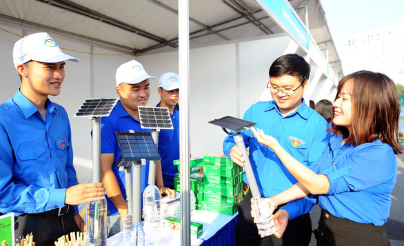 Tại đây không cung cấp túi nilông nếu không yêu cầu - Ảnh 1. Tại đây không cung cấp túi nilông nếu không yêu cầu - Ảnh 1.