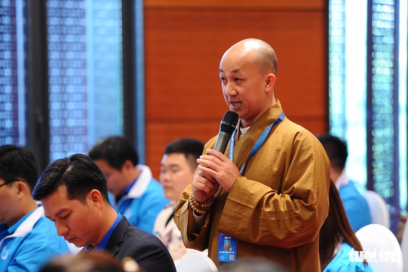 Cần toàn xã hội cùng thanh niên vào cuộc, học văn hóa xếp hàng - Ảnh 2. Cần toàn xã hội cùng thanh niên vào cuộc, học văn hóa xếp hàng - Ảnh 2.