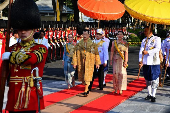 Lễ rước thuyền của vua Thái Lan, kết thúc nghi lễ lên ngôi hoàng gia - Ảnh 1.