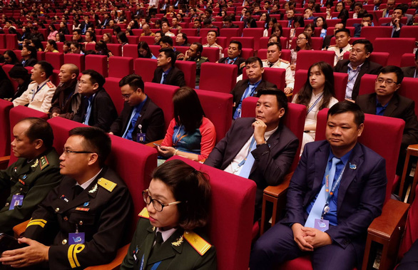 Sáng nay 12-12, Thủ tướng Nguyễn Xuân Phúc đối thoại với 1.000 thanh niên - Ảnh 3.