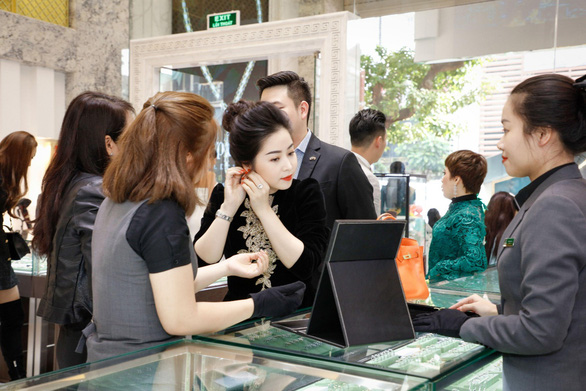 Khánh thành Trung tâm Kim hoàn Lộc Phúc Fine Jewelry đầu tiên tại Hà Nội - Ảnh 1.
