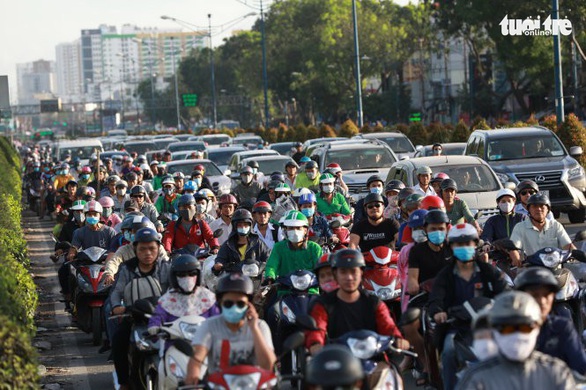 Vì sao không khí Hà Nội trở nên xấu và rất xấu? - Ảnh 2. Vì sao không khí Hà Nội trở nên xấu và rất xấu? - Ảnh 2.