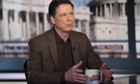 Ông Trump đe dọa cựu giám đốc FBI: ‘Nhiều năm tù chăng?’ - Ảnh 1. Ông Trump đe dọa cựu giám đốc FBI: ‘Nhiều năm tù chăng?’ - Ảnh 1.