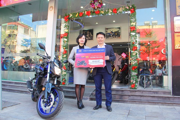 Sơn TOA trao thưởng xe mô tô cho khách hàng trúng thưởng - Ảnh 2. Sơn TOA trao thưởng xe mô tô cho khách hàng trúng thưởng - Ảnh 2.