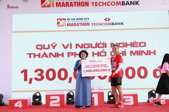 Giải Marathon quốc tế TP.HCM Techcombank 2019: Cùng nhau vượt trội hơn mỗi ngày - Ảnh 5. Giải Marathon quốc tế TP.HCM Techcombank 2019: Cùng nhau vượt trội hơn mỗi ngày - Ảnh 5.