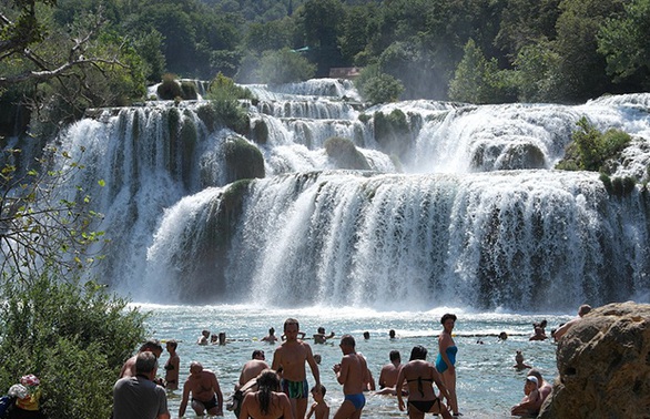 Tour Thụy Sĩ, Ý, Slovenia, Croatia - công viên Krka từ 20.490.000 đồng - Ảnh 5. Tour Thụy Sĩ, Ý, Slovenia, Croatia - công viên Krka từ 20.490.000 đồng - Ảnh 5.