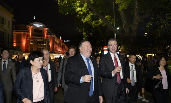 Ngoại trưởng Pompeo chia sẻ về 25 năm quan hệ Việt - Mỹ sau bình thường hóa - Ảnh 1. Ngoại trưởng Pompeo chia sẻ về 25 năm quan hệ Việt - Mỹ sau bình thường hóa - Ảnh 1.