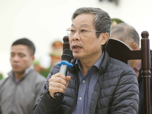 Ông Nguyễn Bắc Son: Không đưa 3 triệu USD cho con gái, không nhớ tiêu hết vào việc gì - Ảnh 2. Ông Nguyễn Bắc Son: Không đưa 3 triệu USD cho con gái, không nhớ tiêu hết vào việc gì - Ảnh 2.
