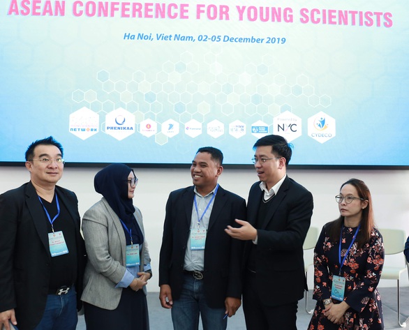 Chính thức khai mạc Hội nghị các nhà khoa học trẻ ASEAN tại Hà Nội - Ảnh 1. Chính thức khai mạc Hội nghị các nhà khoa học trẻ ASEAN tại Hà Nội - Ảnh 1.