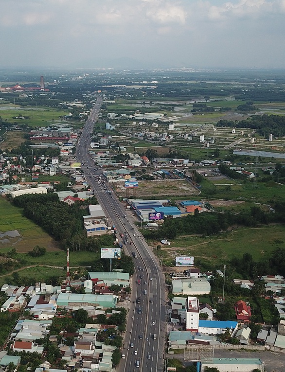 Ám ảnh với điểm đen quốc lộ 51 - Ảnh 4. Ám ảnh với điểm đen quốc lộ 51 - Ảnh 4.