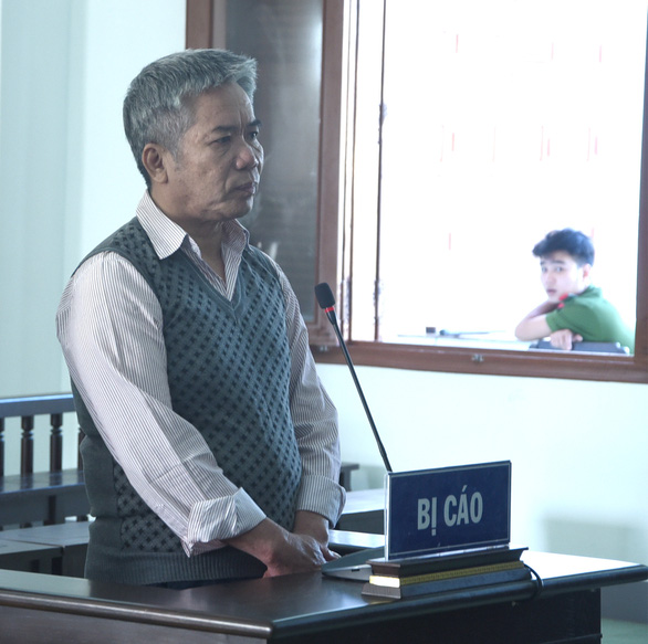 Xét xử cựu chánh án TAND Phú Yên cùng 3 thuộc cấp tham ô - Ảnh 3.