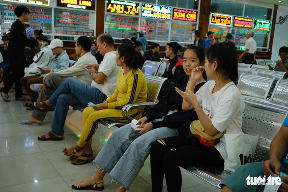 Giá tăng 20-50%, Đà Nẵng khẳng định đủ vé xe tết - Ảnh 2. Giá tăng 20-50%, Đà Nẵng khẳng định đủ vé xe tết - Ảnh 2.