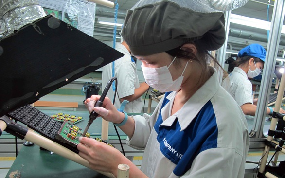 Ngành chế biến chế tạo lần đầu xuất siêu 100 triệu USD - Ảnh 1. Ngành chế biến chế tạo lần đầu xuất siêu 100 triệu USD - Ảnh 1.