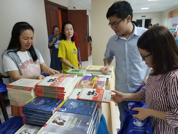 Ra mắt các tác phẩm đoạt giải văn học nghệ thuật TP.HCM - Ảnh 1. Ra mắt các tác phẩm đoạt giải văn học nghệ thuật TP.HCM - Ảnh 1.