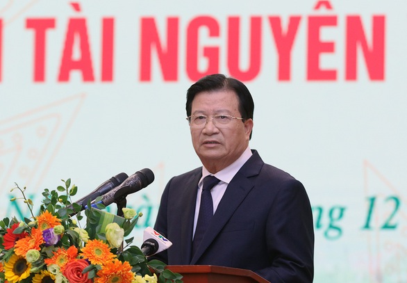 Phó thủ tướng Trịnh Đình Dũng: Ứng phó sự cố môi trường còn bị động, lúng túng - Ảnh 1. Phó thủ tướng Trịnh Đình Dũng: Ứng phó sự cố môi trường còn bị động, lúng túng - Ảnh 1.
