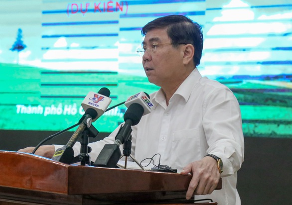 TP.HCM nghiên cứu giảm 50% học phí cho con người thu gom rác - Ảnh 1. TP.HCM nghiên cứu giảm 50% học phí cho con người thu gom rác - Ảnh 1.