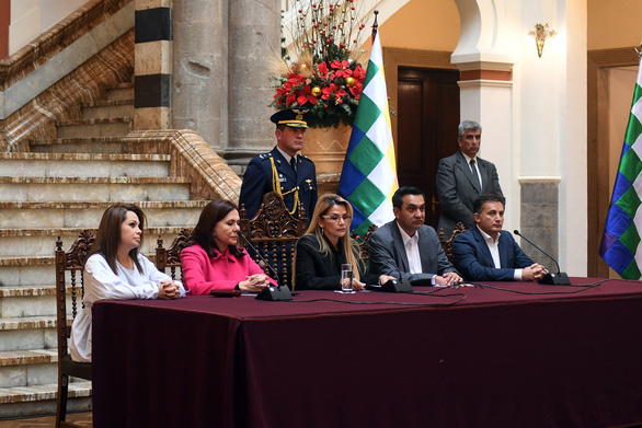 Bolivia trục xuất đại sứ Mexico và các nhà ngoại giao Tây Ban Nha - Ảnh 1. Bolivia trục xuất đại sứ Mexico và các nhà ngoại giao Tây Ban Nha - Ảnh 1.