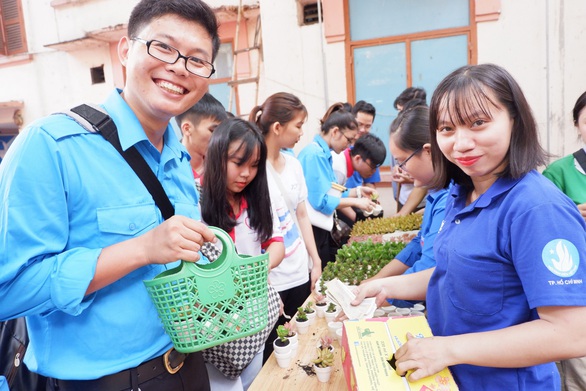 Ngày tình nguyện quốc tế 5-12: Kết nối những trái tim trẻ vì cộng đồng - Ảnh 1. Ngày tình nguyện quốc tế 5-12: Kết nối những trái tim trẻ vì cộng đồng - Ảnh 1.