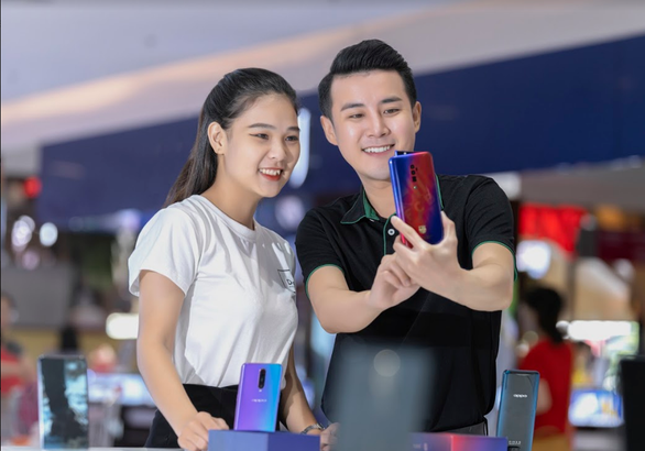 Thấy gì sau kế hoạch mở rộng hệ thống OPPO Shop - Ảnh 5. Thấy gì sau kế hoạch mở rộng hệ thống OPPO Shop - Ảnh 5.