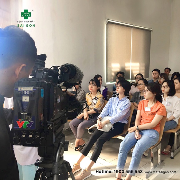 Happy Lasik 2020 - hỗ trợ lên đến 40% chi phí phẫu thuật tật khúc xạ - Ảnh 2. Happy Lasik 2020 - hỗ trợ lên đến 40% chi phí phẫu thuật tật khúc xạ - Ảnh 2.