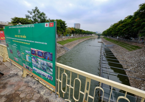 Vụ sông Tô Lịch, chủ tịch Hà Nội: Không để một ai vào đây làm trò đùa cho cả thiên hạ - Ảnh 1. Vụ sông Tô Lịch, chủ tịch Hà Nội: Không để một ai vào đây làm trò đùa cho cả thiên hạ - Ảnh 1.
