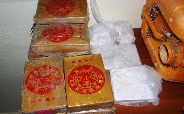 Nhặt được ma túy, không giao nộp coi chừng đi tù - Ảnh 3. Nhặt được ma túy, không giao nộp coi chừng đi tù - Ảnh 3.
