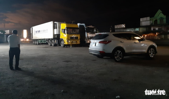 Dừng ôtô ven đường trong đêm, hai vợ chồng bị cướp hơn 100 triệu - Ảnh 1. Dừng ôtô ven đường trong đêm, hai vợ chồng bị cướp hơn 100 triệu - Ảnh 1.