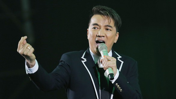 Ông Vương Duy Biên: Không để trình độ của cán bộ làm ách tắc tiến trình đổi mới - Ảnh 1. Ông Vương Duy Biên: Không để trình độ của cán bộ làm ách tắc tiến trình đổi mới - Ảnh 1.