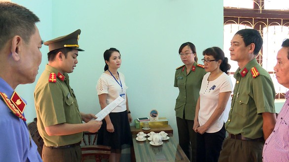 Cán bộ bảo vệ kỳ thi tiếp tay gian lận điểm thi THPT quốc gia - Ảnh 1. Cán bộ bảo vệ kỳ thi tiếp tay gian lận điểm thi THPT quốc gia - Ảnh 1.