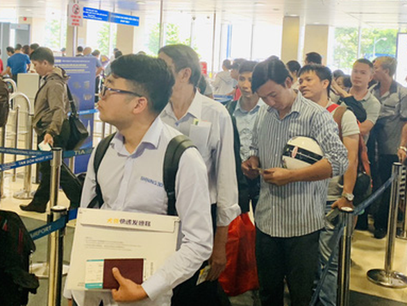 Hàng không tăng cường chuyến bay đêm phục vụ Tết - Ảnh 1. Hàng không tăng cường chuyến bay đêm phục vụ Tết - Ảnh 1.
