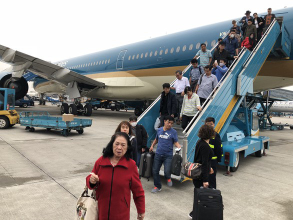 Việt Nam thí điểm cấp visa điện tử cho công dân 80 nước - Ảnh 1. Việt Nam thí điểm cấp visa điện tử cho công dân 80 nước - Ảnh 1.