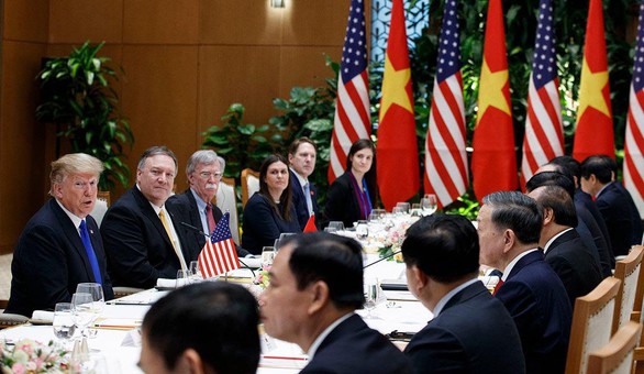 Bữa trưa đãi ông Trump: hài hòa truyền thống Việt và khẩu vị thực khách - Ảnh 1. Bữa trưa đãi ông Trump: hài hòa truyền thống Việt và khẩu vị thực khách - Ảnh 1.