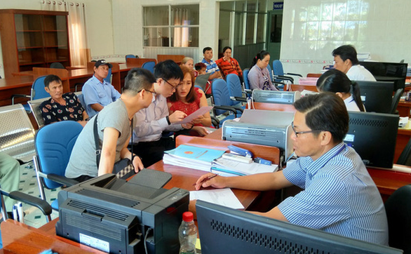 Cán bộ công chức Bạc Liêu 4 xin, 4 luôn - Ảnh 1. Cán bộ công chức Bạc Liêu 4 xin, 4 luôn - Ảnh 1.
