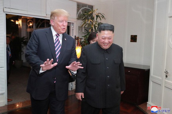 Báo Triều Tiên: Hai ông Trump - Kim đã thảo luận sâu và chân thành - Ảnh 1. Báo Triều Tiên: Hai ông Trump - Kim đã thảo luận sâu và chân thành - Ảnh 1.