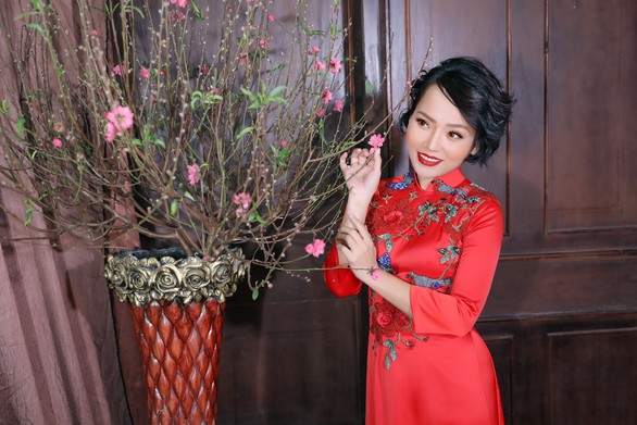 Thái Thùy Linh cố giấu nữ tính để đối đầu giông bão - Ảnh 5. Thái Thùy Linh cố giấu nữ tính để đối đầu giông bão - Ảnh 5.