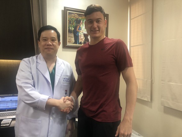 Đặng Văn Lâm kiểm tra y tế thành công ở Muangthong United - Ảnh 1. Đặng Văn Lâm kiểm tra y tế thành công ở Muangthong United - Ảnh 1.