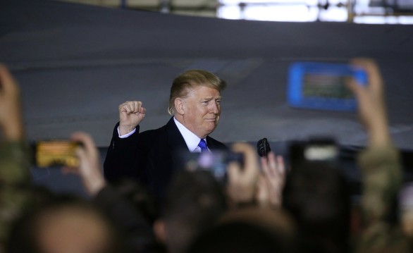 Điện đàm với lãnh đạo Hàn Quốc, Nhật Bản, ông Trump nói gì? - Ảnh 1. Điện đàm với lãnh đạo Hàn Quốc, Nhật Bản, ông Trump nói gì? - Ảnh 1.
