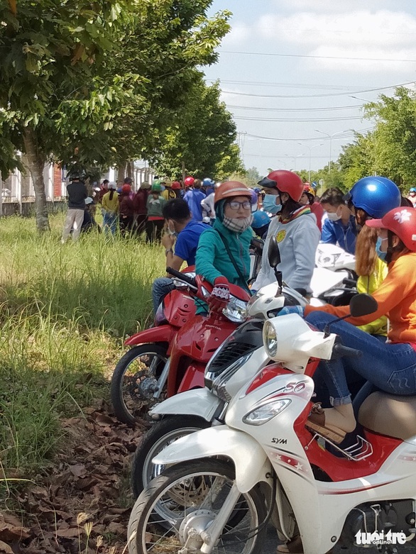 Yêu cầu Công ty may mặc Lu An thực hiện theo pháp luật Việt Nam - Ảnh 2. Yêu cầu Công ty may mặc Lu An thực hiện theo pháp luật Việt Nam - Ảnh 2.
