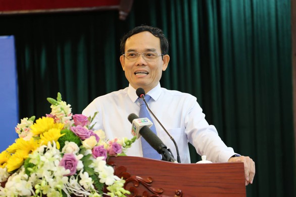 Ông Trần Lưu Quang: Công tác nhân sự cần có thêm nhiều cán bộ trẻ - Ảnh 1. Ông Trần Lưu Quang: Công tác nhân sự cần có thêm nhiều cán bộ trẻ - Ảnh 1.