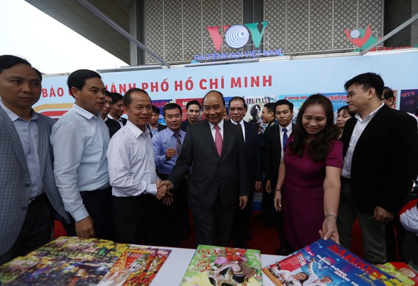Thủ tướng Nguyễn Xuân Phúc chúc người làm báo bản lĩnh, sáng tạo - Ảnh 4. Thủ tướng Nguyễn Xuân Phúc chúc người làm báo bản lĩnh, sáng tạo - Ảnh 4.